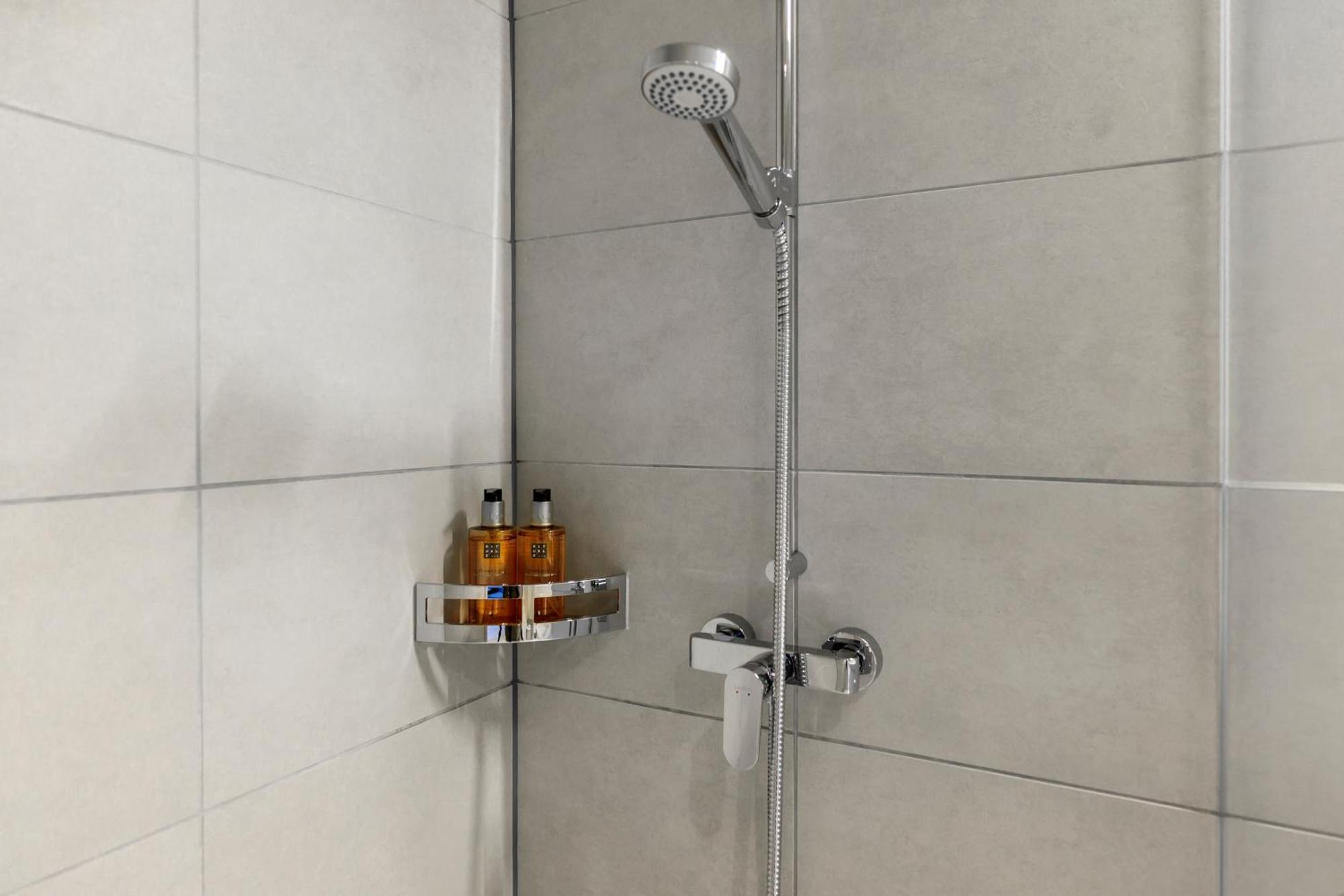 Ariv Design Hotel Zug Steinhausen Экстерьер фото